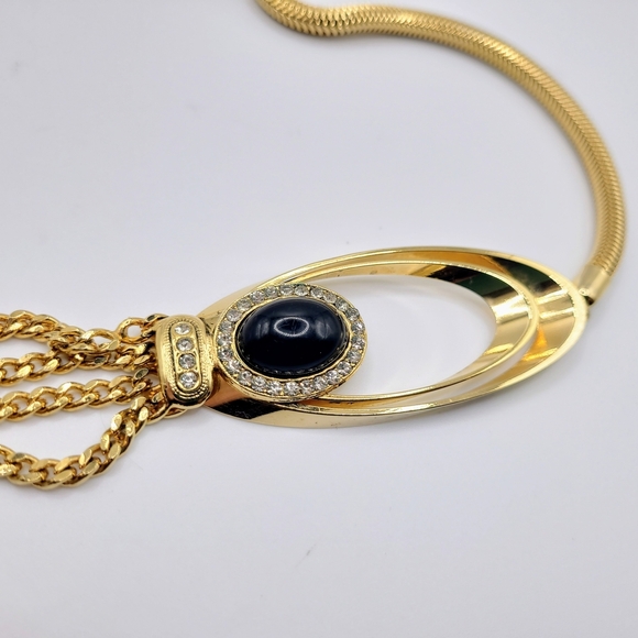 Long Gold and Black Vintage Necklace - Picture 5 of 5